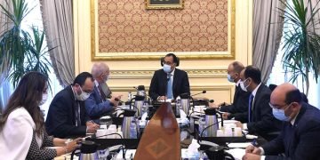 رئيس الوزراء يتابع الموقف التنفيذي للمشروعات الاستثمارية بالمنطقة الاقتصادية لقناة السويس