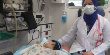 عبدالغفار يتابع الحالة الصحية للطفل «ياسين» بعد نقله إلى مصر