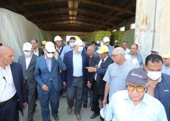 “القصير” يوجه بتوفير تقاوي المحاصيل الزراعية قبل موعد الزراعة بوقت كافي