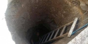 ضبط أحد الأشخاص بأسوان لقيامه بالنصب على المواطنين بدعوى العثور على قطع أثرية جراء التنقيب