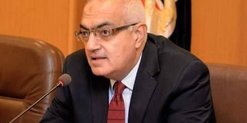 أشرف عبد الباسط رئيساً لهيرتفورد