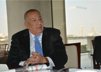 فوز كامل ابوعلى رئيسا للنادى المصرى بالتزكية