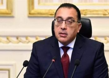 في البداية، نود أن نسلط الضوء على قرار تأجيل الدراسة