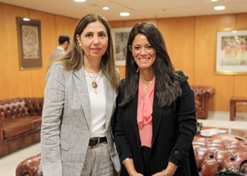 د.رانيا المشاط تلتقي الأمينة التنفيذية للجنة الاقتصادية والاجتماعية لغربي آسيا “الإسكوا” خلال مشاركتها بالمنتدى الإقليمي العربي ببيروت