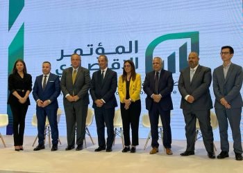 وزير الاتصالات..  استثمرنا ٥٠ مليار جنيه فى مشروعات التحول الرقمى بمصر