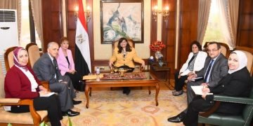 سها جندي: الدولة المصرية تفتح أبوابها أمام علمائنا وخبرائنا بالخارج