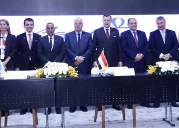 وزراء السياحة والآثار والتجارة والصناعة والتعليم العالي يشهدون مراسم توقيع مذكرة تفاهم مشروع تحويل المتاحف ومواقع التراث العلمي في مصر إلى الأخضر واستخدام الطاقة الشمسية