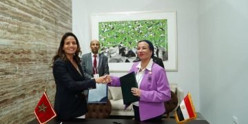 وزيرة البيئة توقع مذكرة تفاهم مع الجانب المغربي فى مجال حماية البيئة والتنمية المستدامة.