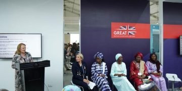 وزيرة البيئة تواصل أنشطتها المكثفة خلال اليوم التاسع وهو يوم “المرأة” من قمة المناخ COP27: