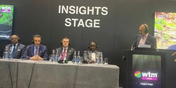 وزير السياحة والآثار يشارك في مؤتمر السياحة والاستثمار الدولي ITIC