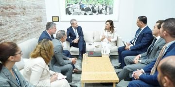 وزيرة التخطيط.. تجتمع مع فريق شركة جوجل العالمية