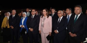 رئيس الوزراء يحضر حفل عشاء تحت عنوان ” نحو مزيد من حلول مناخية أكثر صمودا”