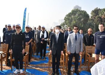 وزير الرياضة يشهد ختام المهرجان الدولي للتجديف