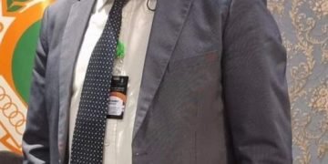 رئيس إتحاد العمال المصري يواجه مشاكل المغتربين