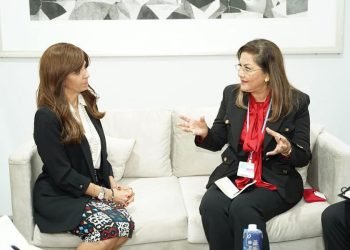 وزيرة التخطيط تلتقي رئيس شركة ميتا لبحث سبل التعاون