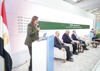 د. هالة السعيد.. تطلق أول صندوق مصري للاستثمار في المشروعات التي تصدر شهادات الكربون  EgyCOP