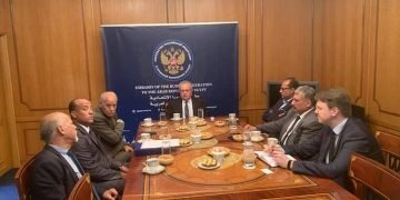 زيارة رئيس الحزب العربي الديمقراطى الناصري لسفارة روسيا