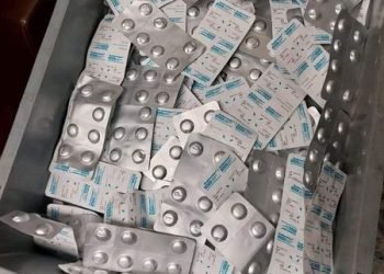 جمارك مطار الغردقة تضبط محاولة تهريب عدد من الأقراص المخدرة