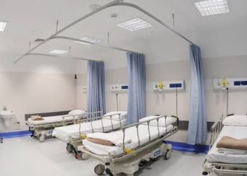 الحكومة توضح حقيقة اعتزام خصخصة المستشفيات الحكومية تمهيداً لإلغاء العلاج المجاني للمواطنين