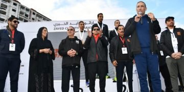 وزير الشباب والرياضة ومحافظ الإسكندرية يُطلقان شارة بدء ماراثون زايد الخيري من أمام استاد الإسكندرية