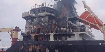 وزارة الخارجية تتابع حالة المصريين المصابين في حادث حريق سفينة بضائع أمام السواحل التركية