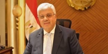 التعليم العالي: غلق منشأة وهمية بالجيزة لتقديمها أنشطة تعليمية دون ترخيص