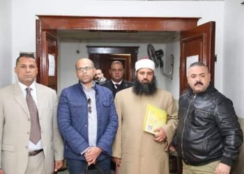 وقف مأذون شرعي عن العمل وإحالة مساعده إلى النيابة العامة