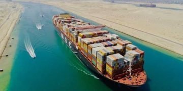 حقيقة اعتزام الحكومة إنشاء صندوق هيئة قناة السويس كباب خلفي لبيع القناة