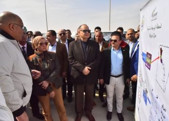 وزيره البيئة تؤكد: افتتاح المحطات الوسيطة بأسيوط نموذج للربط بين الالتزامات الوطنية والعالمية لمصر في مواجهة آثار تغير المناخ الناتج عن المخلفات