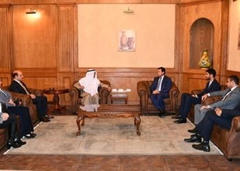 وزير الرياضة يبحث آليات التعاون مع رئيس الاتحاد العربى للجمباز