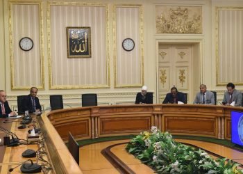 مدبولي: عدد الشركات التي ستطرحها الدولة لن يقل عن 20 شركة ” طرح أولى”