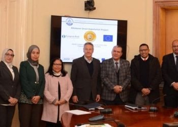 وزارة التنمية المحلية توقع عقد استشاري تقييم الأثر البيئى والاجتماعى ضمن مشروع تحسين نوعية المياه بمصرف كيتشنر