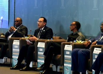 مدبولي.. نجحنا في بناء شبكة طرق قوية وإعادة بناء موانئنا ومطاراتنا بشكل كفء وعصريّ