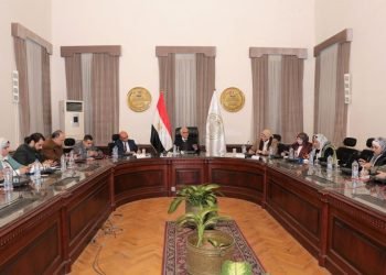 وزير التربية والتعليم يعلن عن ضوابط تنظيم مجموعات الدعم الدراسي
