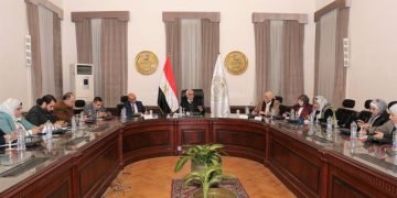 وزير التربية والتعليم يعلن عن ضوابط تنظيم مجموعات الدعم الدراسي