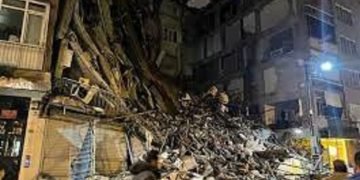 الزلزال يكشف الوجه القبيح لأوروبا.. بقلم .. هشام صلاح