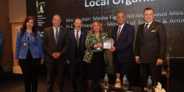 وزير السياحة والآثار يُشارك كمُتحدث رئيسي في مؤتمر “الصورة العامة للروتاري”