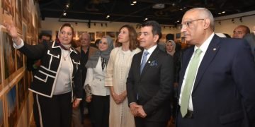 وزيرة الثقافة و مدير “الإيسيسكو” يُسلمان جوائز “تراثي” للتصوير الفوتوغرافي