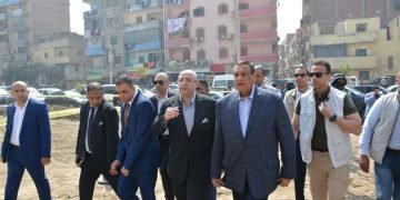 وزير التنمية المحلية ومحافظ بنى سويف يتابعان الموقف التنفيذي لإنشاء سوق الدهشورى