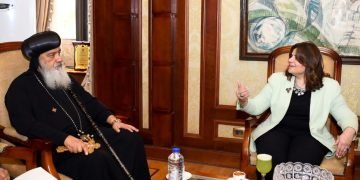 وزيرة الهجرة تستقبل أسقف عام الكنيسة القبطية الأرثوذكسية بأفريقيا لبحث سبل التعاون