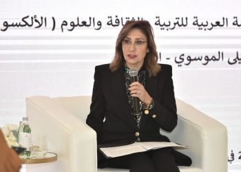 نيفين الكيلاني: ينبغي على كل بلد رسم سياساته الثقافية التي تعكس خصوصيته وتفرد هويته دون انعزالية