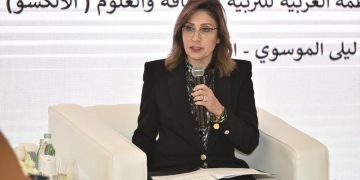 نيفين الكيلاني: ينبغي على كل بلد رسم سياساته الثقافية التي تعكس خصوصيته وتفرد هويته دون انعزالية