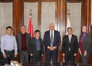 القصير يلتقي نائب وزير الزراعة في أوزبكستان لمتابعة تعزيز آليات التعاون الزراعي بين البلدين