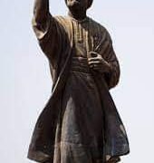 ” عيد بأى حال عدت ياعيد ” قصة قصيدة وشاعر