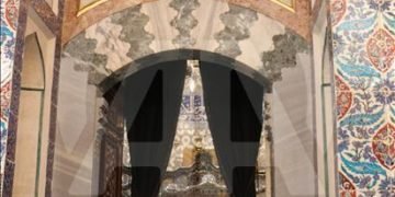 حرسك الله حيا وميتا