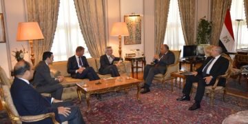 وزير الخارجية يستقبل الرئيس التنفيذي لشركة سكاتك النرويجية لتوليد الطاقة الجديدة والمتجددة