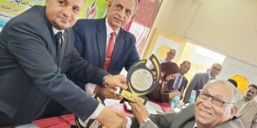 ” الأزهر الشريف ” بين أمير الشعراء وشاعر الحب والجمال