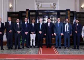 وزير الصحة يشهد توقيع مذكرة تفاهم مع شركة” GSK” الرائدة عالميًا في القطاع الطبي