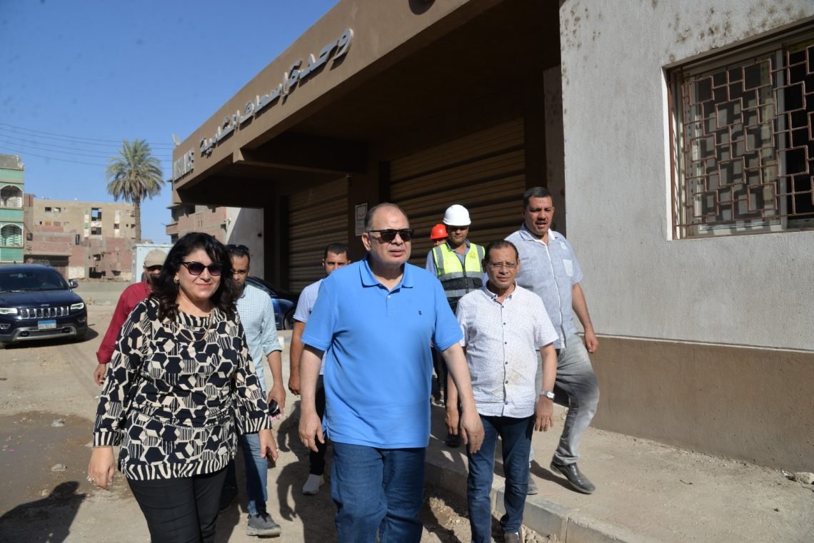 محافظ أسيوط يتفقد أعمال إنشاء مجمع خدمات المواطنين ومجمع الخدمات الزراعية ووحدة إسعاف قرية الشامية