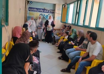 مركز اعلام المحله داخل المستشفي العام  يناقش أخطار الزواج المبكر على صحة الأم والطفل